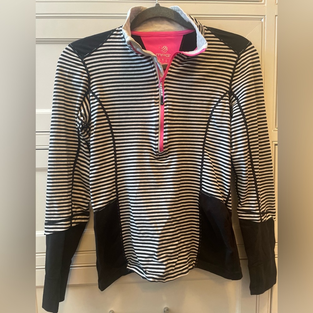 Zip up long sleeve athletic top